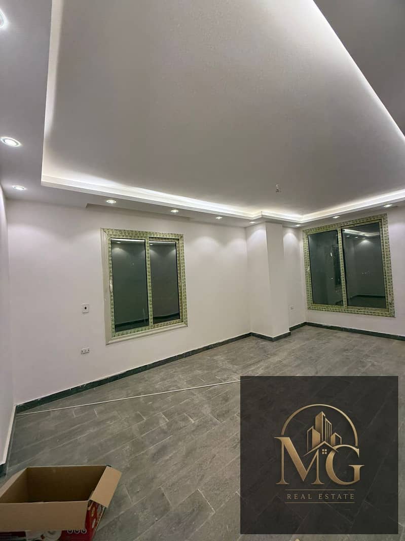Apartment for sale in Gardeniya Heights 3 – Fifth Settlement. A unique opportunity to own a ready-to-move-in apartment with super luxe finishing. Location: Gardeniya Heights 3. Area: 190 square meters. – pohled 4
