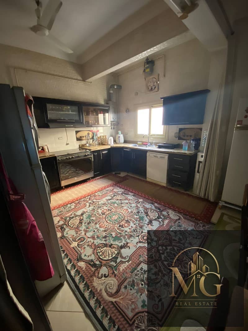 Penthouse for Sale in South Academy B – New Cairo Super Lux Finishing Total Area: 356 sqm Lower Floor: 200 sqm Upper Floor: 165 sqm - Widok 6