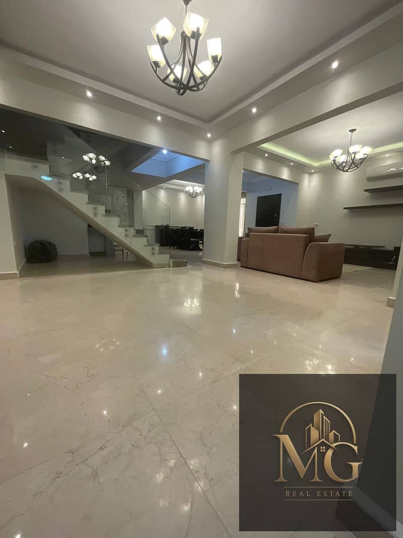 Duplex for Sale in Banafseg 3 Villas – New Cairo A great opportunity to own a spacious duplex in one of the most prestigious villa areas in New Cairo – pohled 3