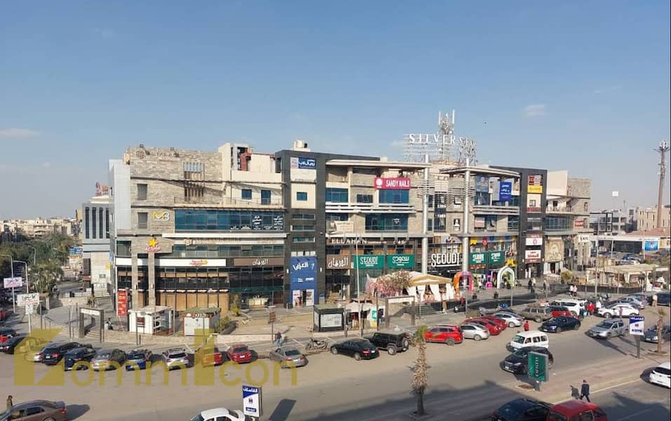 Office for sale 85 square meters in the First Settlement, in Mميز للاستثمار and for companies - Mehr