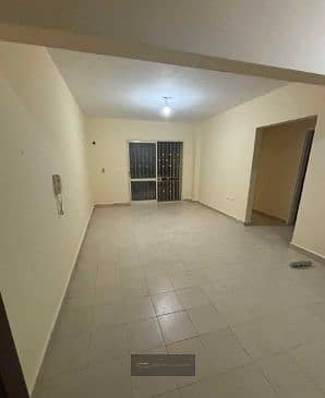 Apartment for Sale in Mostakbal Buildings, 12th District, Sheikh Zayed | 70 sqm | 2 Bedrooms | First Floor | Garden View - Widok 4