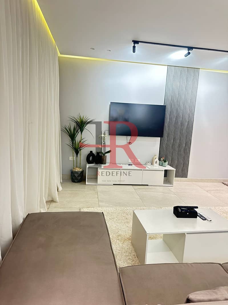 Apartment for rent fully furnished prime location in lake view residence new cairo golden square - Więcej