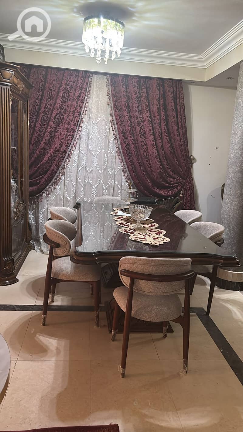 Apartment for Rent in District 10 – 230 sqm | Kitchen & ACs Included - Vista 6