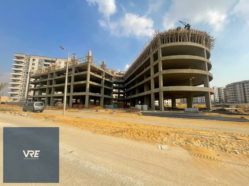 Fully Finished Administrative Office 55 sqm for Sale in V Mall Zahraa El Maadi - Widok 3