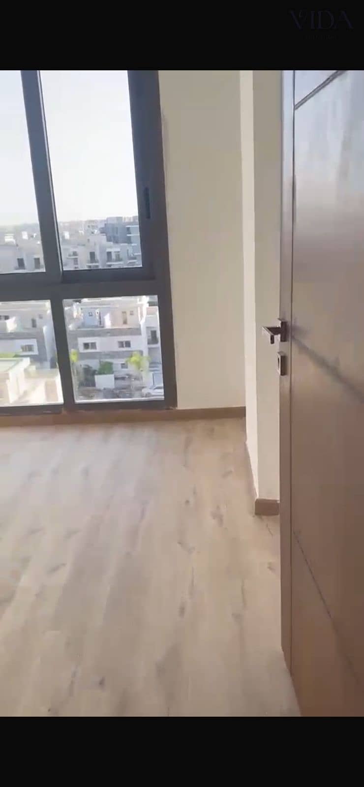 Ready-to-Move Penthouse with Private Roof in Sun Capital – Super Lux Finishing & Installments Until 2031 - Ansicht 2