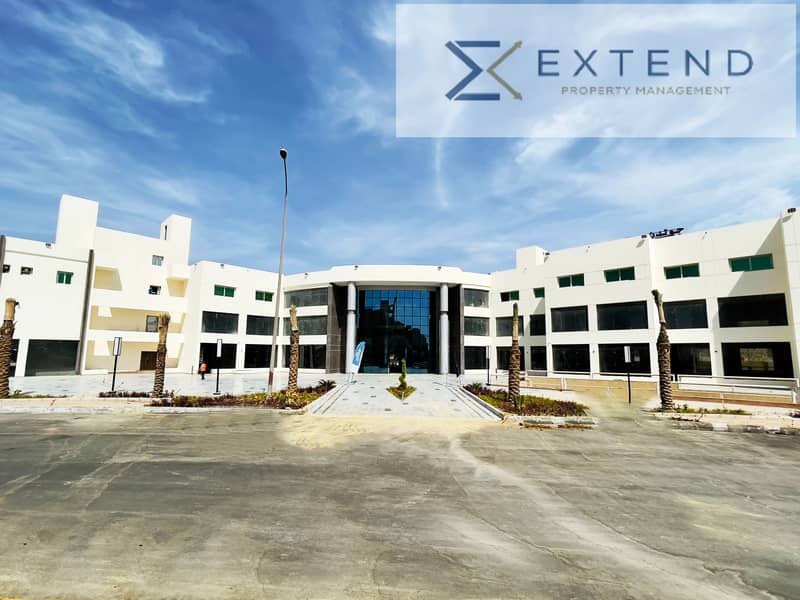In a strategic location with a large daily visitor traffic, a commercial space for rent of 50m in the heart of 6th of October on the central axis inside a shopping mall, suitable for multiple activities. - Altro
