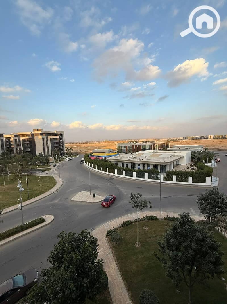 Apartment for sale in مدينتى بريفادوا, 178m with services view - Ansicht 2