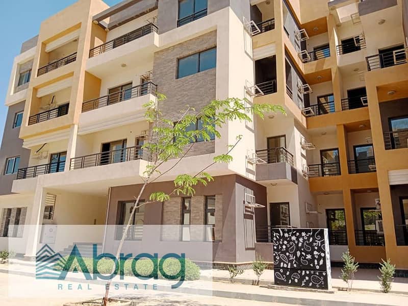 For sale, immediate occupancy, 3-bedroom apartment, installments remaining, prime view, Tala Compound / 6th of October – pohled 3