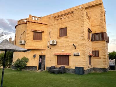 6 Bedroom Villa for Sale in North Coast, Matruh - فيلا للبيع بالساحل الشمالي - قرية فرح 1 - North Coast- sahel - المالك 6 Bedroom Villa for Sale in North Coast, Matruh - فيلا للبيع بالساحل الشمالي - قرية فرح 1 - North Coast- sahel - المالك