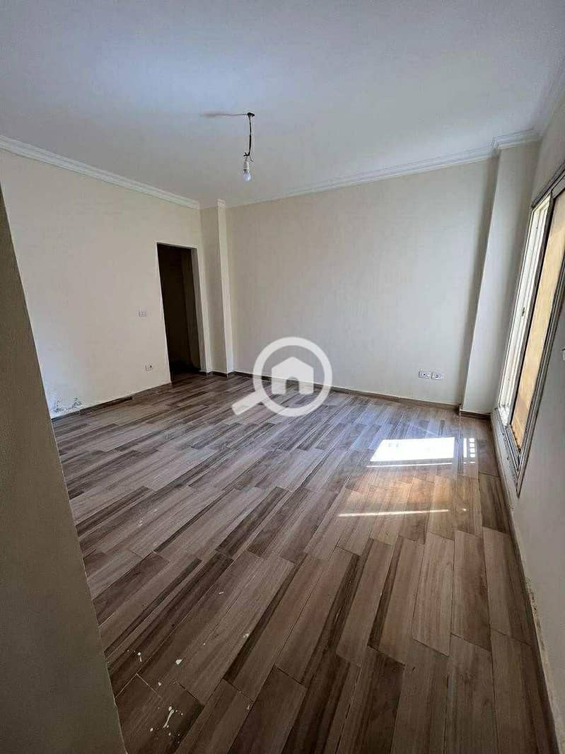 typical apartment for rent open view on wide garden in wesal residence – pohled 4
