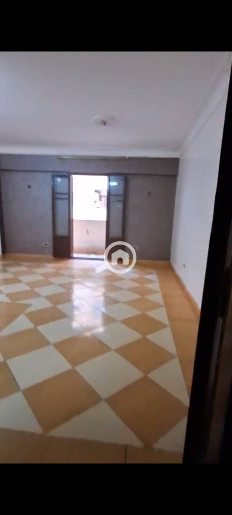 A For Sale: Apartment in Al-Asafra with ocean view + 120 m, Salman Al-Farsi, 2nd floor. Price: 2,500,000 (negotiable). - Widok 2