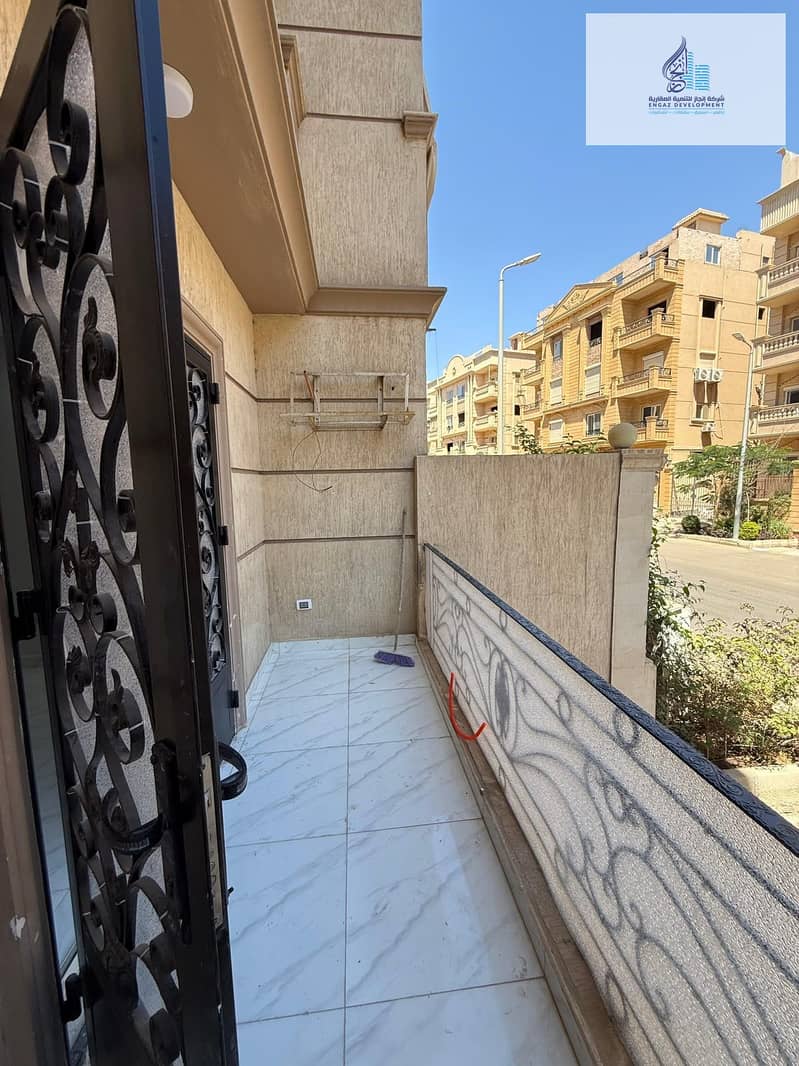 Ground floor apartment with a private garden and independent entrance for rent in Zayed Heights - Więcej