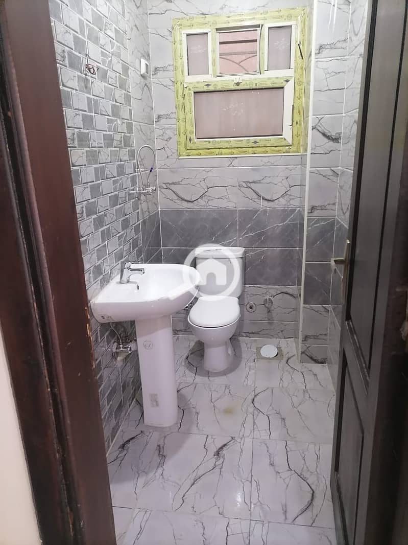 4 1000011463. jpg