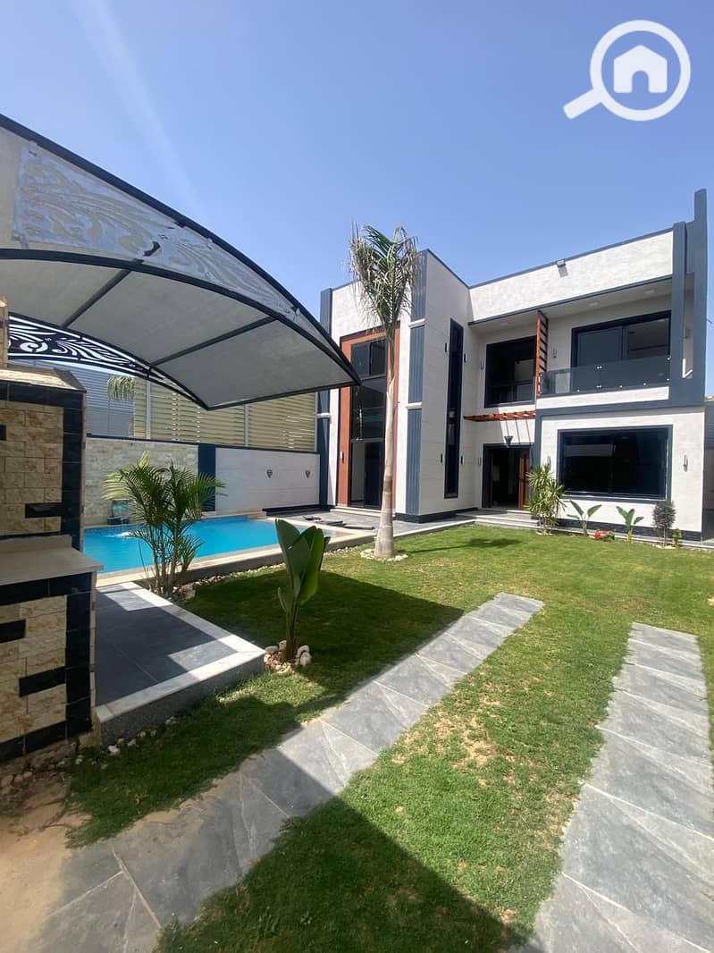 Rare opportunity: Luxurious villa with private garden in King Mariout, Alexandria. - Aanzicht 5
