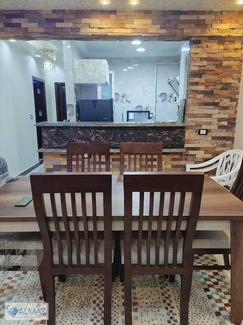 Furnished, super-lux finished apartment, 128 sq m, for rent in Galleria Moon Valley Compound in New Cairo, near major roads and landmarks. - Widok 4
