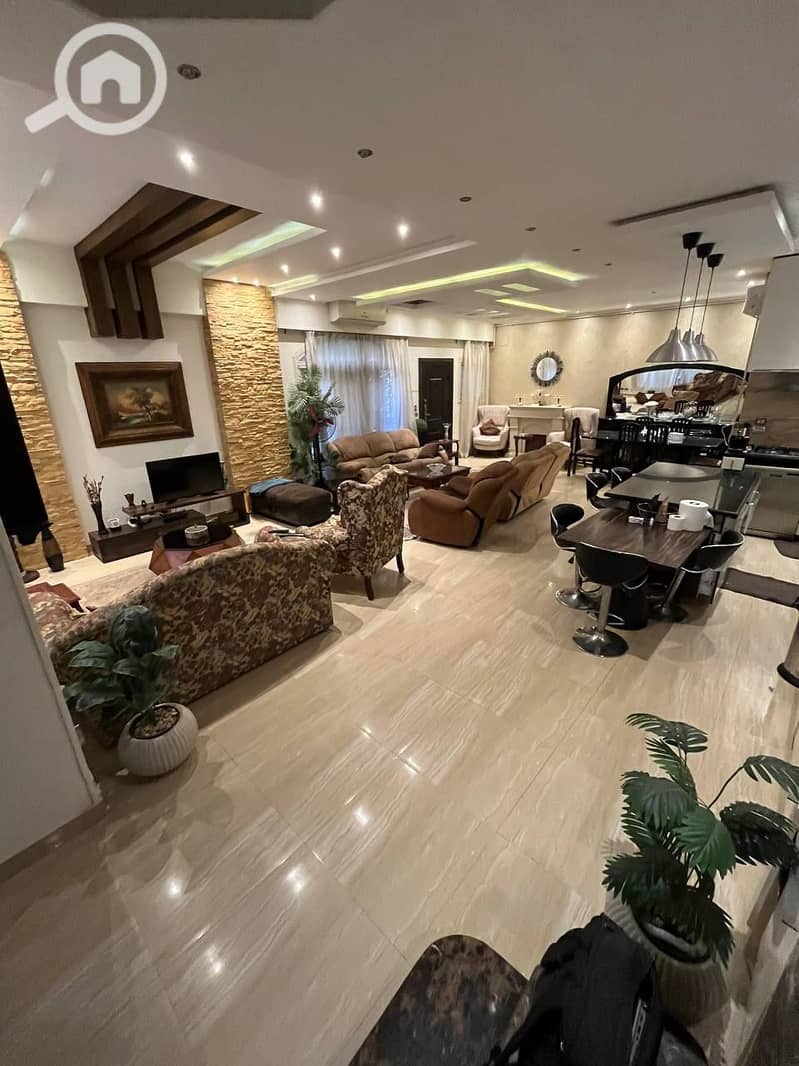 For sale town House 220m prime location - Widok 2