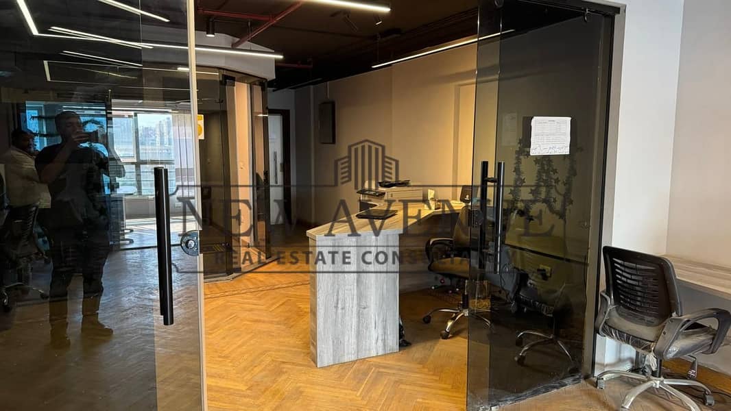 Office Fully Finished Near To Airport Ready To Move For Sale in Sheraton Masr El Gedida - Więcej