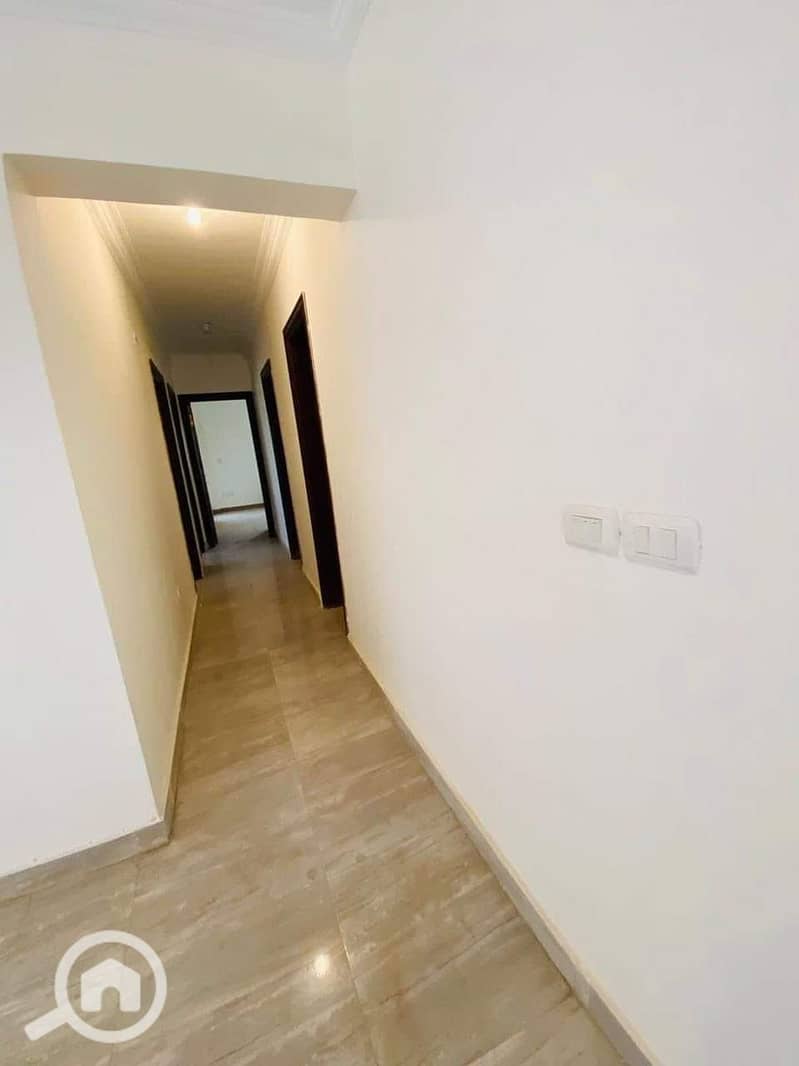 130 sqm apartment for sale at a special price of EGP 2,600,000 in Janna October, 6th of October City. - Widok 5