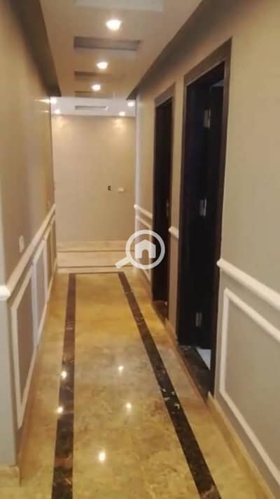 شقة 3 غرف نوم للايجار في الشيخ زايد، الجيزة - WH8776~1. JPG شقة 3 غرف نوم للايجار في الشيخ زايد، الجيزة - WH8776~1. JPG
