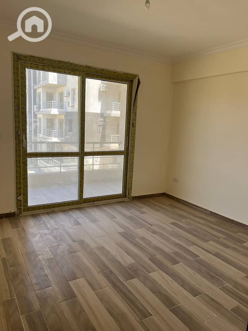 140 sqm apartment for sale at an incredible price of EGP 3,050,000 in Janna October, on Gamal Abdel Nasser Axis, 6th of October City. - Ansicht 4