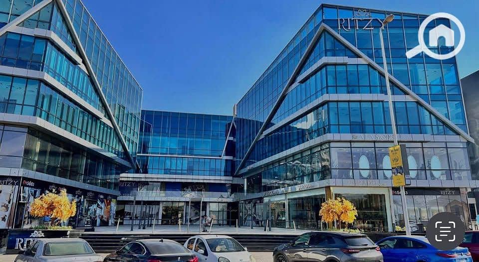 Ready to Move, Finished Shop with AC in Ritzy Mall, behind Saoudi Market - Widok 2