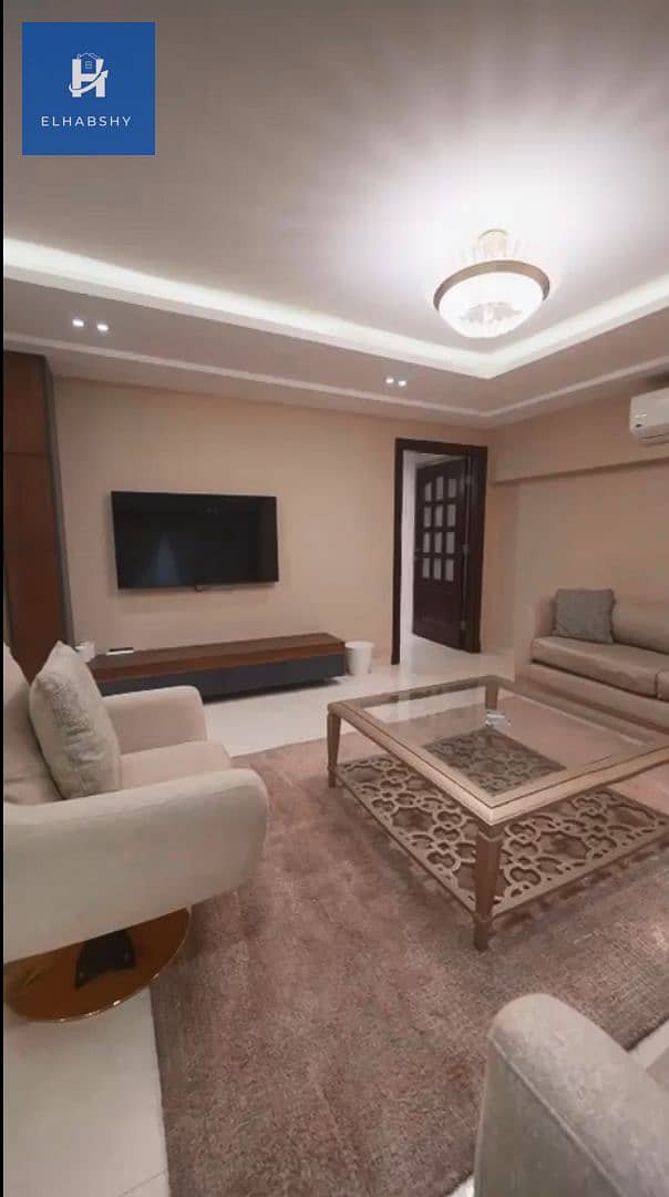 4 شقة للبيع  في الدقى  شارع مصدق الرئيسى 200م مبنى حديث أول سكن    (4). png