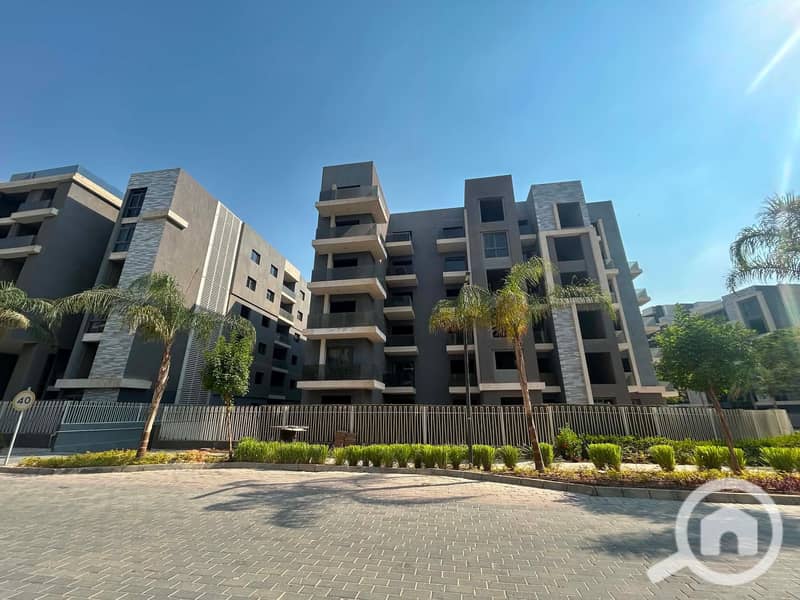 Apartment for sale, completion of installments in Sun Capital Compound - October, near the Egyptian Museum - Mehr