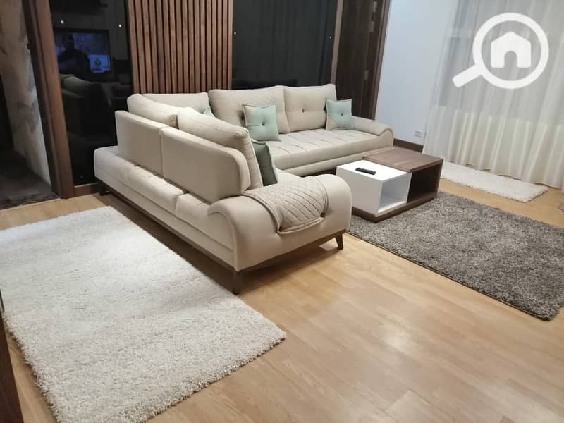 Furnished Studio Apartment for Rent in Hyde Park Compound – pohled 2