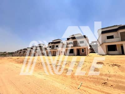 فیلا 4 غرف نوم للبيع في القاهرة الجديدة، القاهرة - f3d95676-9b46-4a54-9f24-206cdf30b683. jfif. jpg