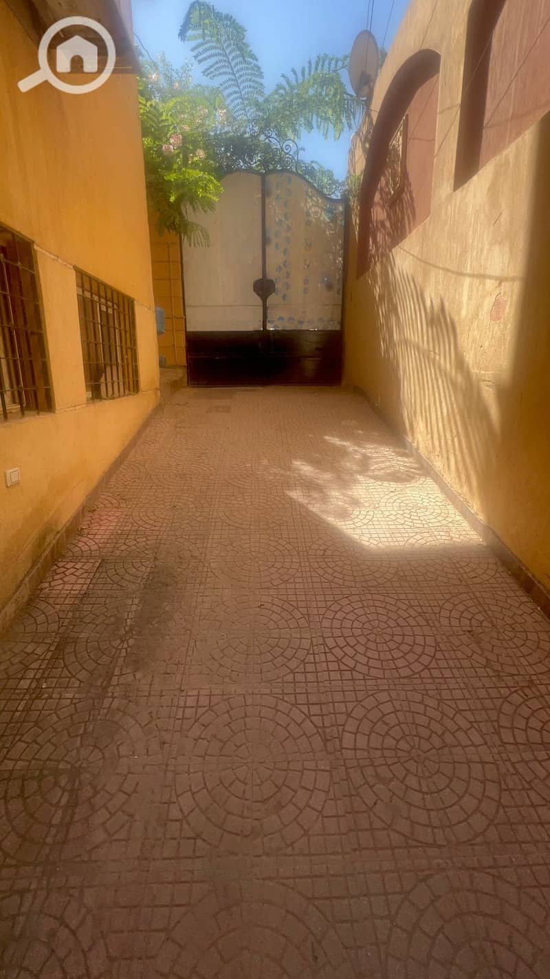 9 120811. jpg