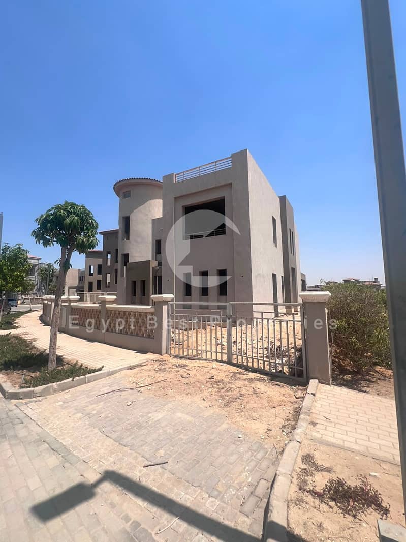 Hot Deal Golf Extension Large Villa with Basement for sale Ready to Move in Palm Hills 6 October - Widok 6