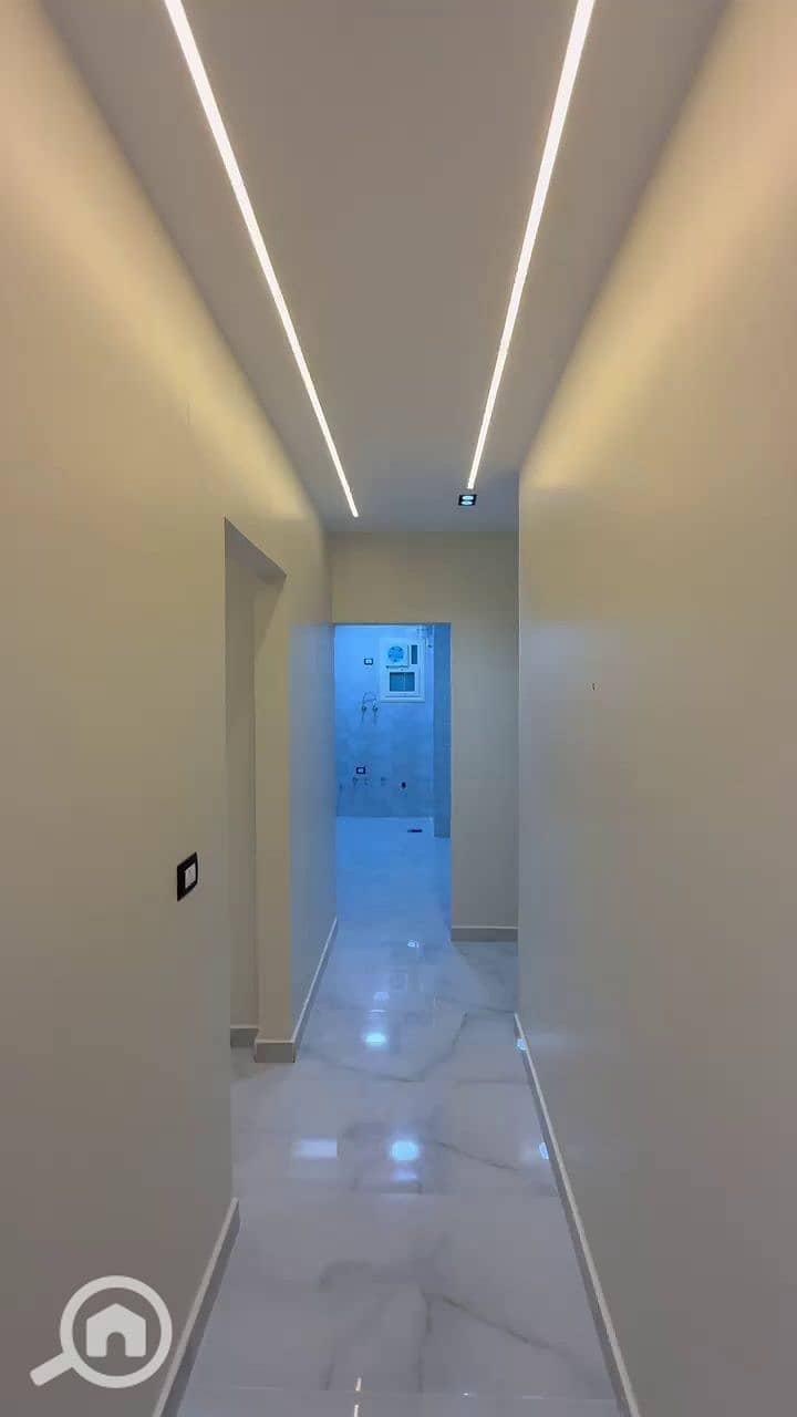 For rent, a first occupancy apartment in Katameya Gardens Compound, New Cairo. - Aanzicht 5