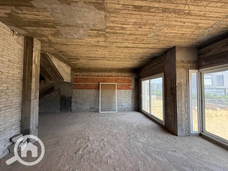 Twin House for Sale in Etapa Compound Sheikh Zayed City - Overlooking one of the largest landscape views - Widok 4