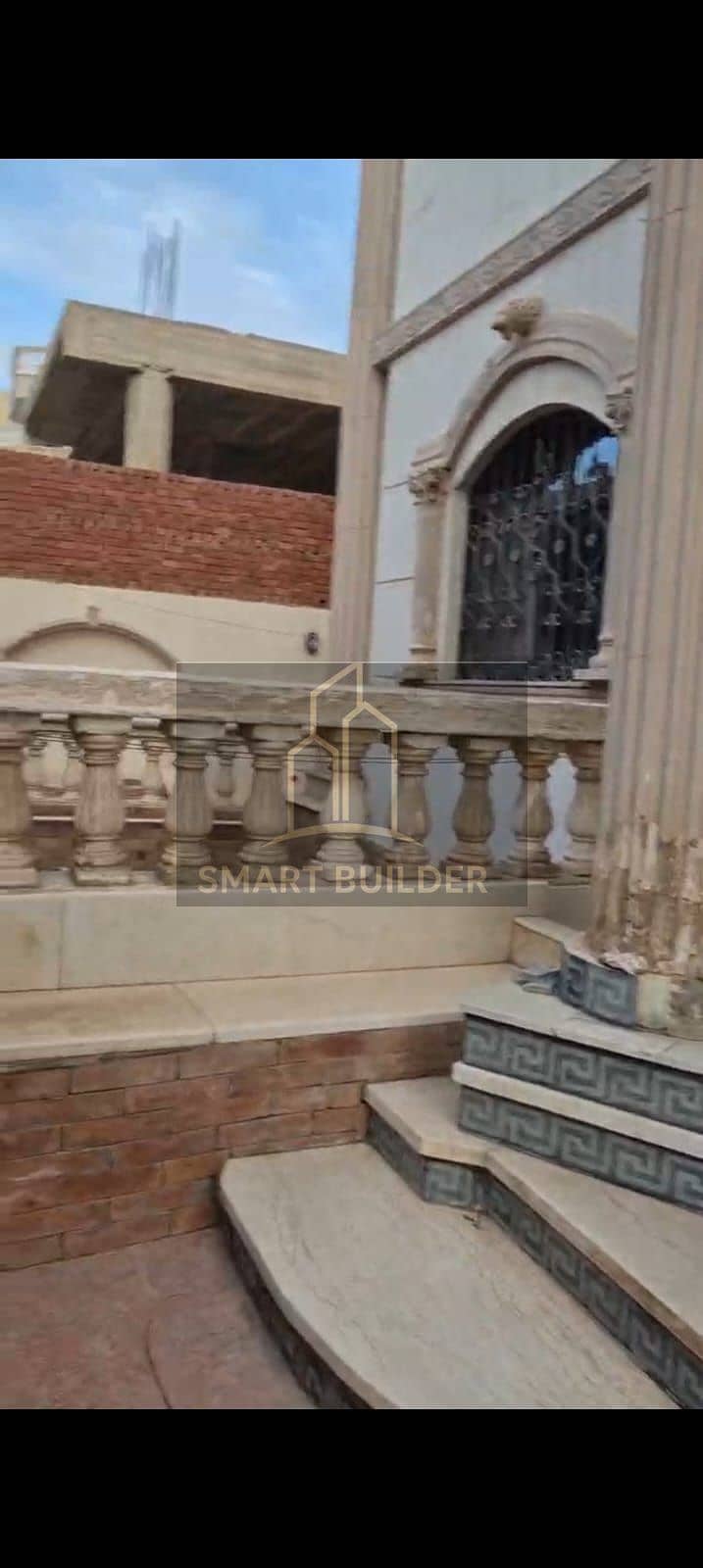 For sale: a private villa in Yasmeen 3 Villas, area 610 square meters, built on ground floor and first floor. The apartment area is 280 square meters, fully finished, in a prime location. The villa is corner property, original owner, unique location. – pohled 5
