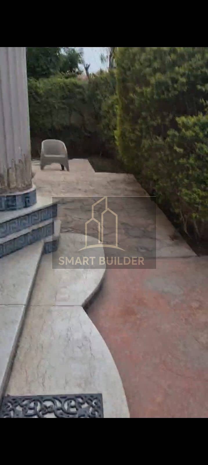 For sale: a private villa in Yasmeen 3 Villas, area 610 square meters, built on ground floor and first floor. The apartment area is 280 square meters, fully finished, in a prime location. The villa is corner property, original owner, unique location. – další
