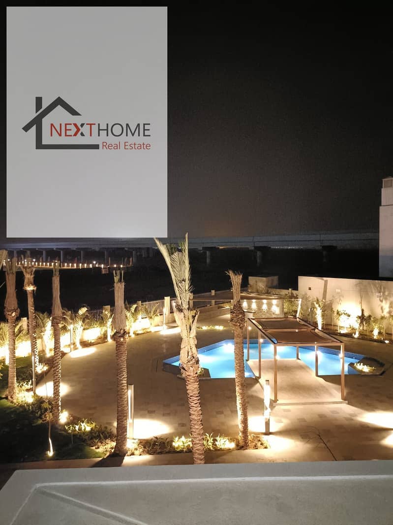 For quick sale Townhouse villa with an area of 300 m next to Madinaty ready to move in Midtown Compound New Administrative Capital - Görünüm 4