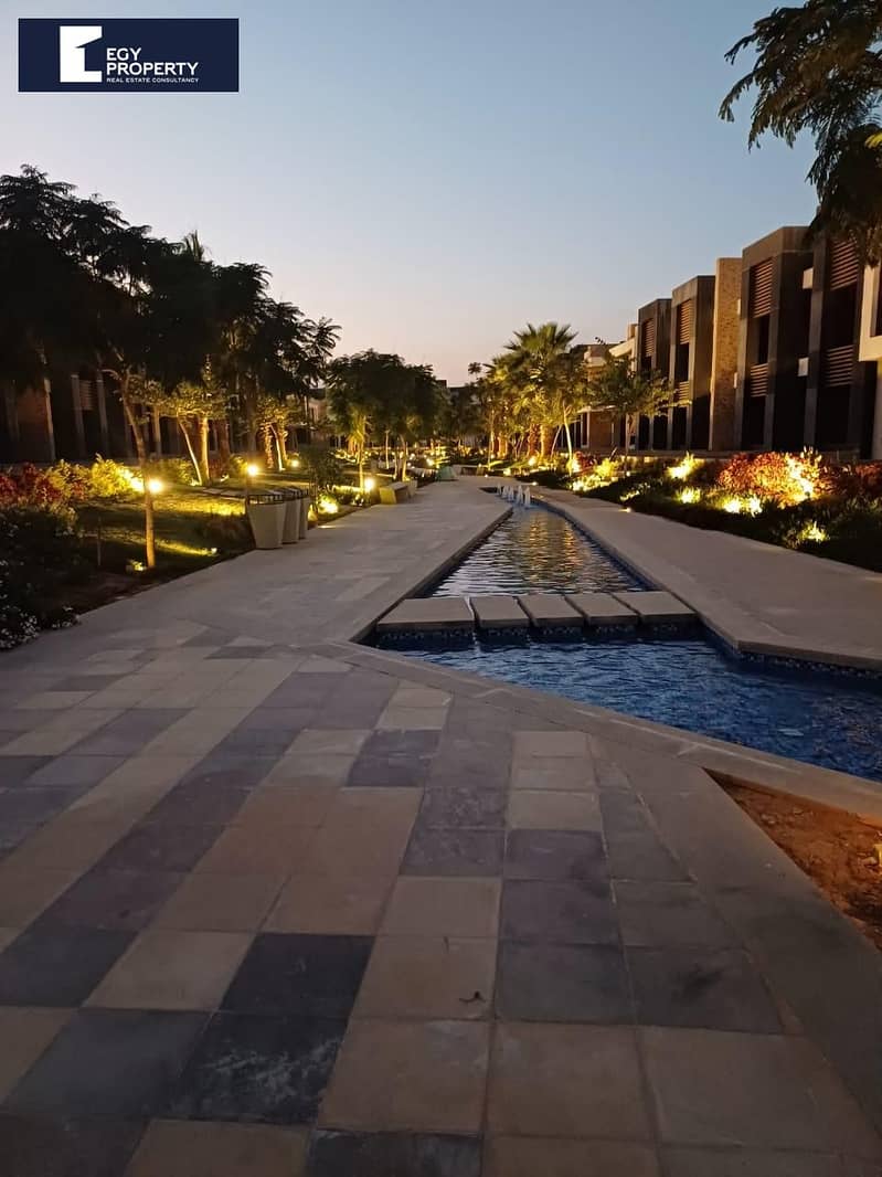 Townhouse For Sale in Midtown - New Cairo – další