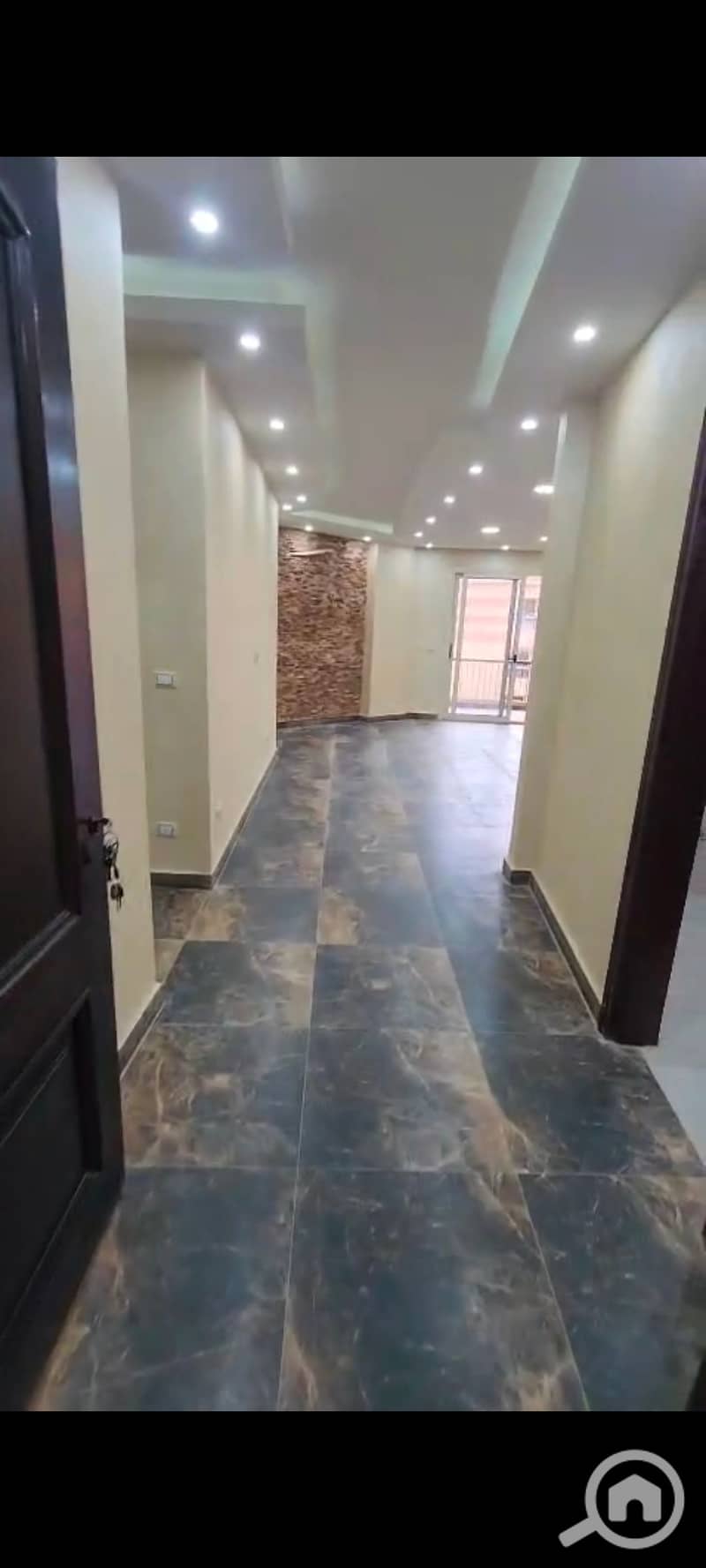 Apartment for sale, first occupancy, ultra super lux, facade 155 m, three rooms, two bathrooms, Maadi Gardens compound on the Ring Road in Maadi next to Baron City Compound and Al-Said Club in Katameya. – pohled 3