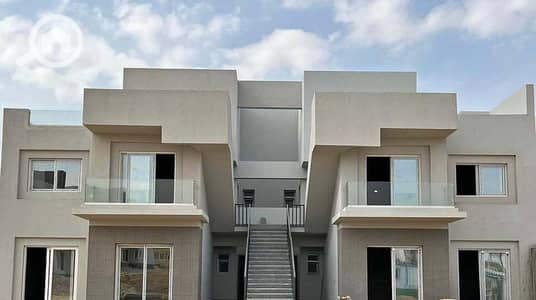 3 Bedroom Flat for Sale in Sheikh Zayed, Giza - 685151662_1481556430172387_7907170955679308966_n (1). jpg