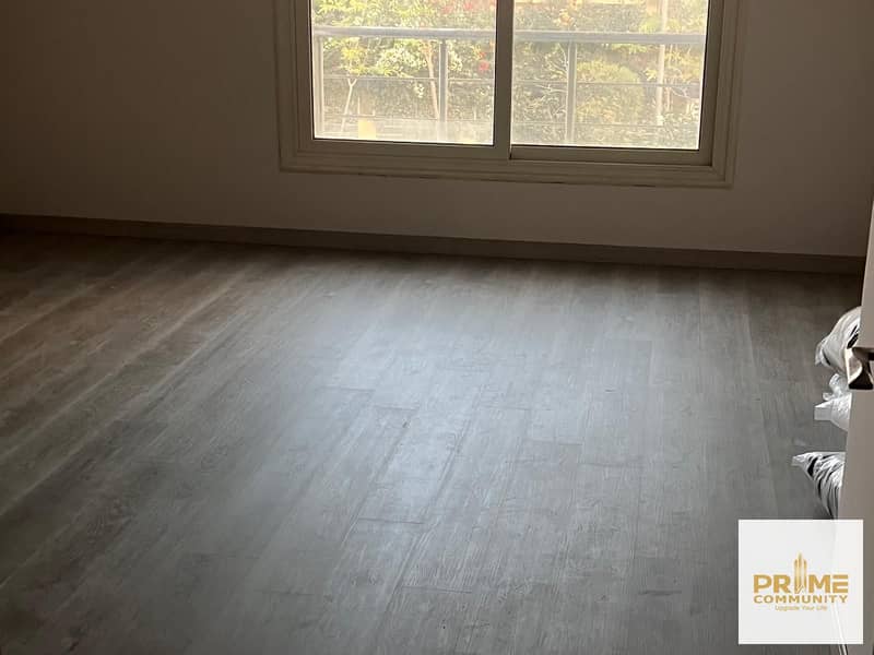 Villa standalone with swimming pool without kitchen and A/Cs for rent in prime location Grand heights 6 October city – další