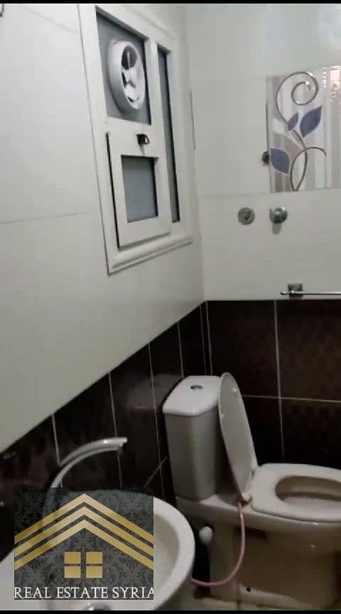 6 1000506130. jpg