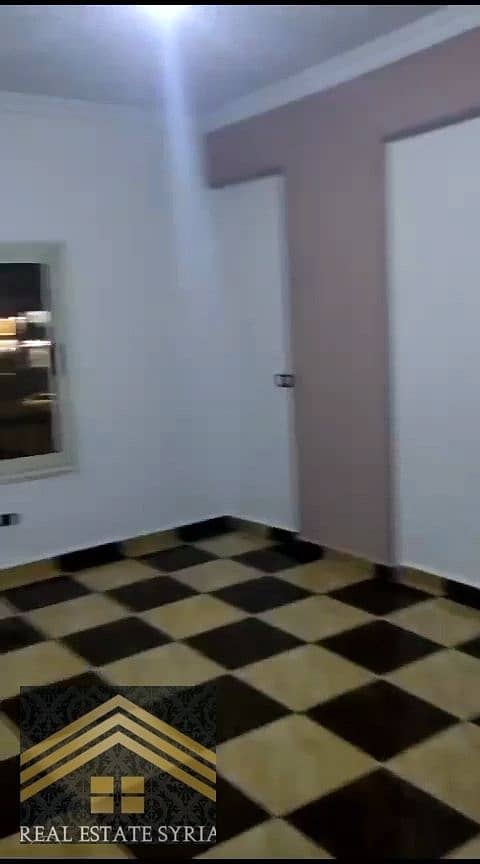 14 1000506143. jpg