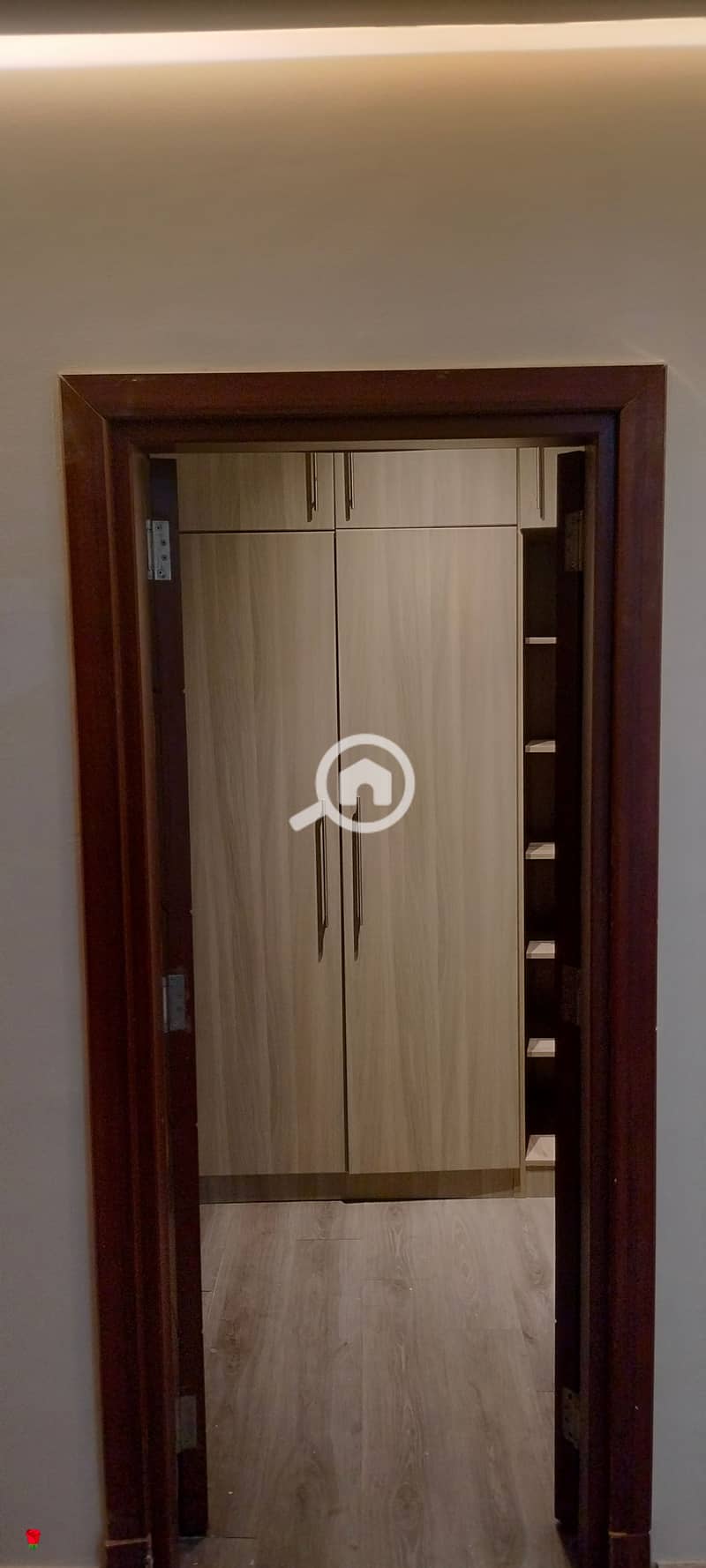 Apartment for rent in Zayed Dunes Compound, 198 sq m, with kitchen and air conditioning. - Więcej