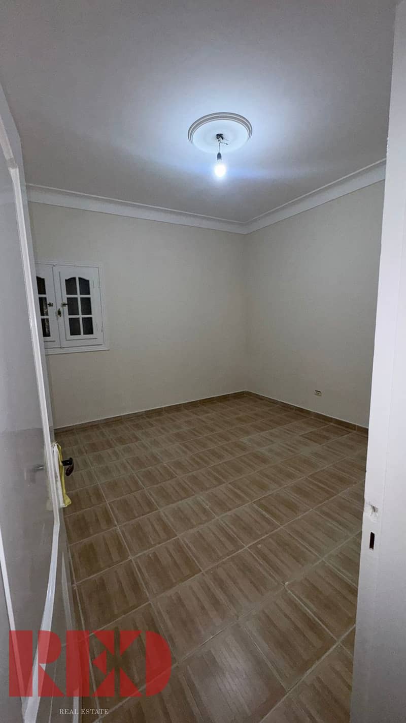 180 sqm apartment for sale in the heart of Smouha at Edmond Fremon intersection, ideal for residential, offices, and clinics use - Widok 6