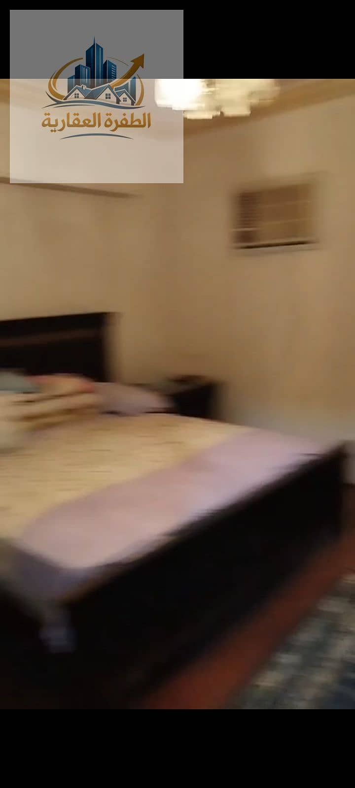 A 195m apartment on the ground floor with a garden and a private entrance in front of Arbele Mall and on the Jamal Abdel Nasser axis, 3 bedrooms, 2 bathrooms, a reception area with 3 pieces, natural gas, electricity, and water. A prime location in the Fifth Settlement. Asking for 5.5 million EGP. - Bilde 4