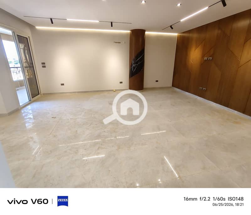 Apartment for sale in West Sumid, first residence finishing, new villa with Hashem stone, elegant entrance in the area of villas and palaces. - Widok 3