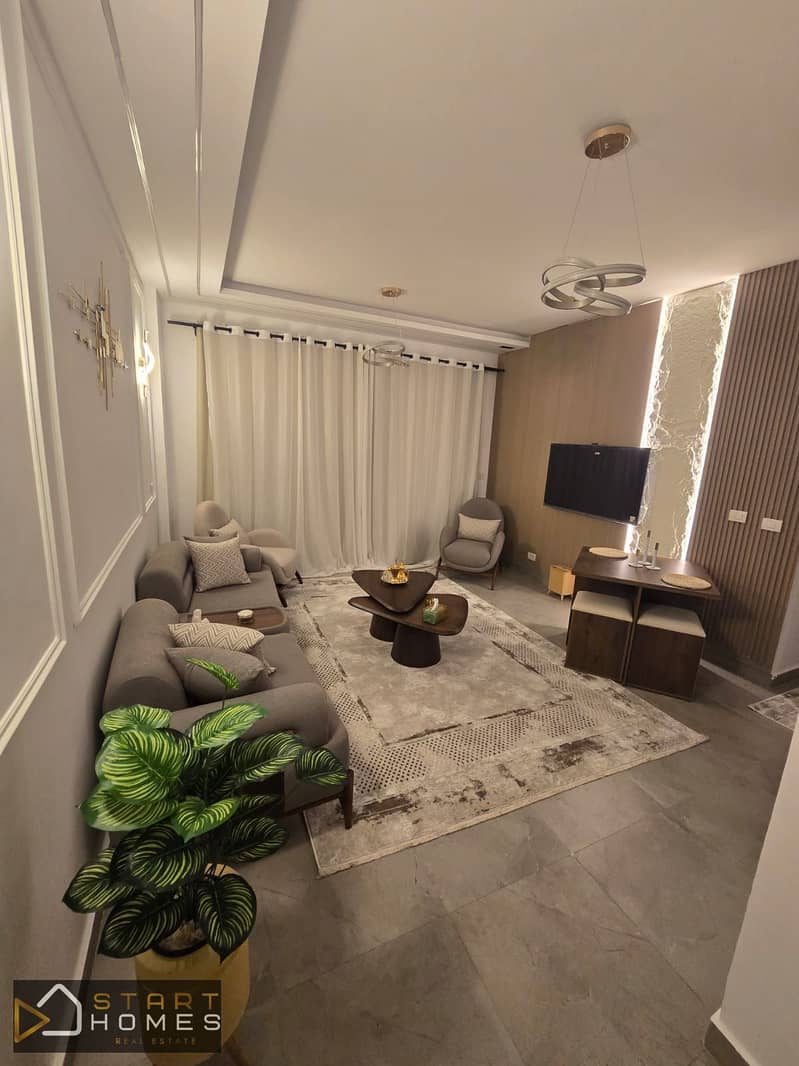 Furnished 100-square-meter, two-bedroom apartment for rent in Privado, Madinaty; features a lake view and is located near the banking complex and scho - Ansicht 3