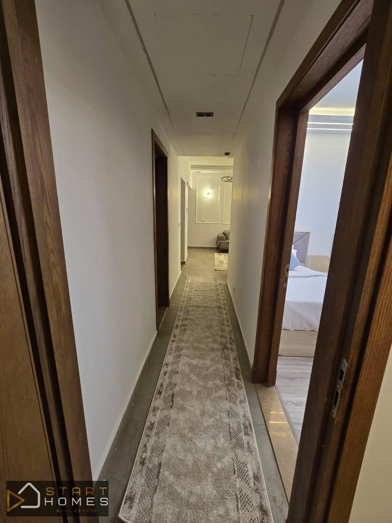 Furnished 100-square-meter, two-bedroom apartment for rent in Privado, Madinaty; features a lake view and is located near the banking complex and scho - Ansicht 6