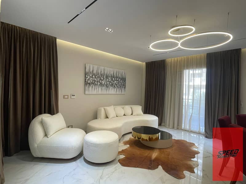 Hotel apartment for rent in the best residential compound, Taj City, in the best location, close to all services and 3 minutes away from 90th Street, - Widok 2