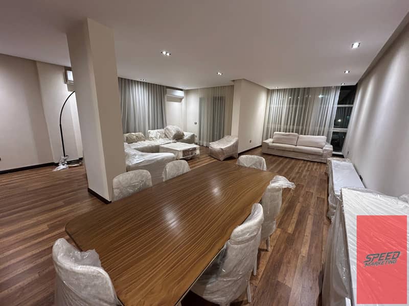 Four brand new, fully furnished apartments for rent: two penthouses (four bedrooms, two master bedrooms) and two apartments. – pohled 4
